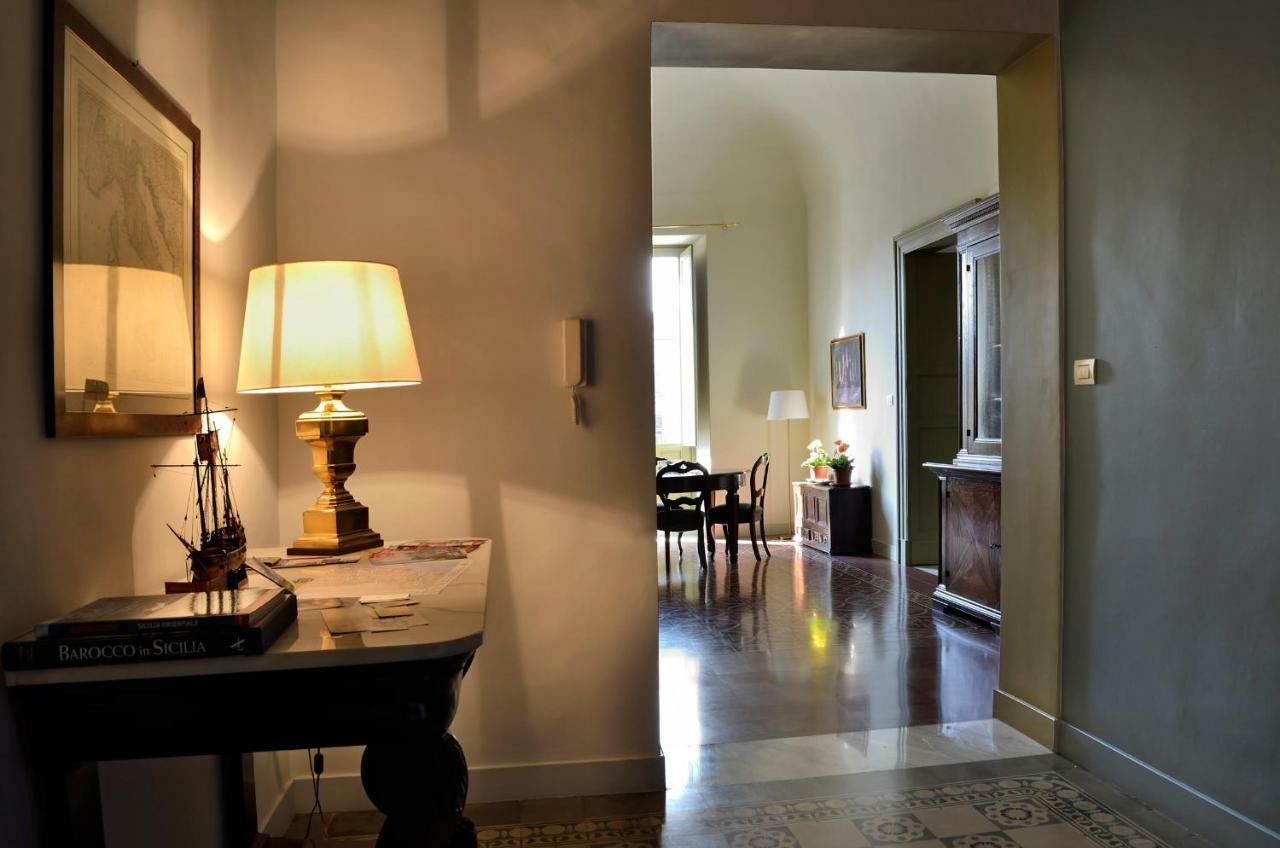 Don Giovanni Charme Apartment Catania Luaran gambar